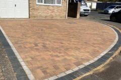 8a9e7318-e9a5-4dd2-8cf5-9c2fbb911c40