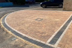 ffb54533-d9d6-4b43-a8ac-8e9a35553f79